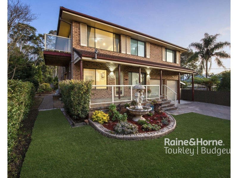 3 & 3a Saturday Street, Tuggerawong NSW 2259