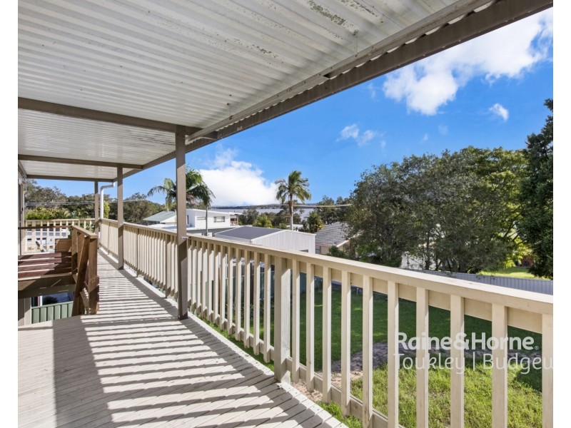 290 Buff Point Avenue, Buff Point NSW 2262