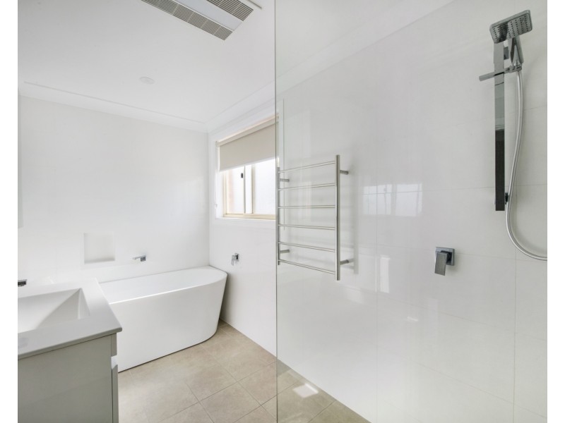 40 Soldiers Point Drive, Norah Head NSW 2263