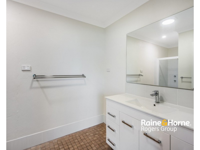 2/29 Kalele Avenue, Halekulani NSW 2262