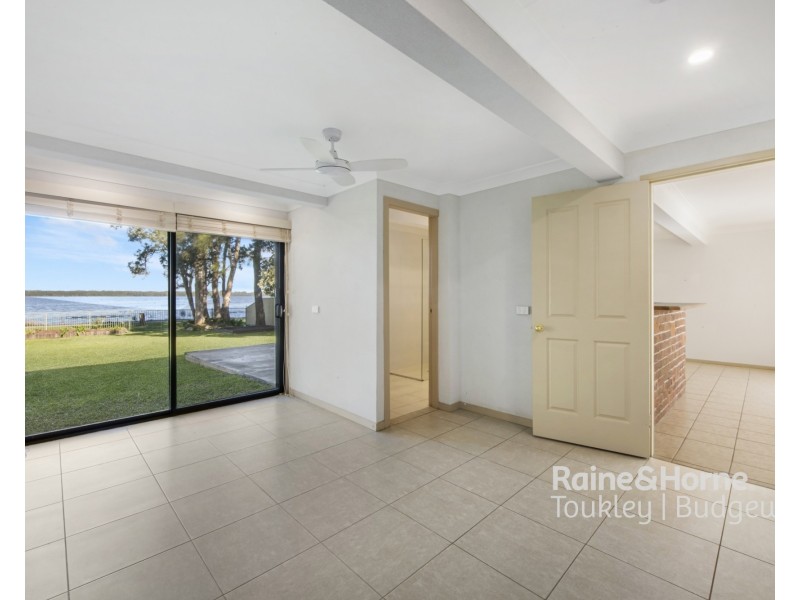 28 Woodland Parkway, Buff Point NSW 2262