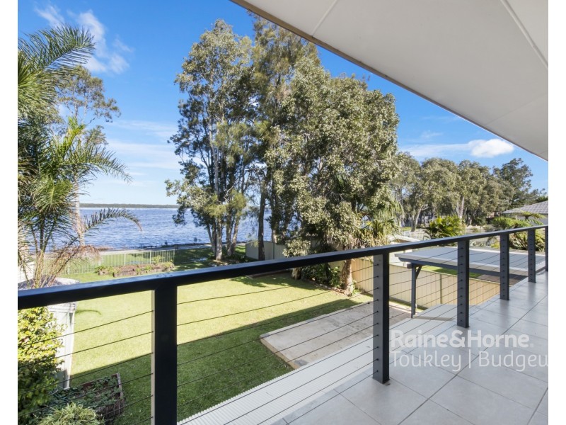 28 Woodland Parkway, Buff Point NSW 2262