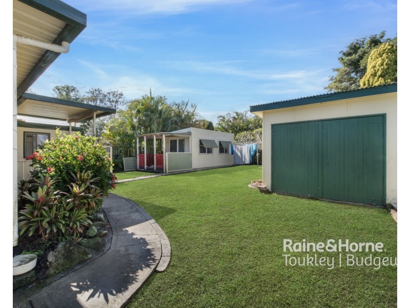 41 Tarwhine Avenue, Chain Valley Bay NSW 2259