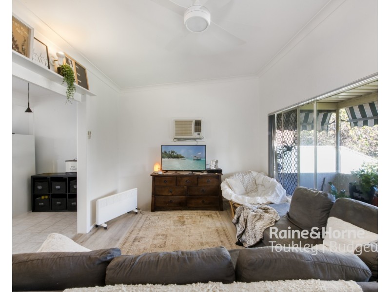 41 Tarwhine Avenue, Chain Valley Bay NSW 2259
