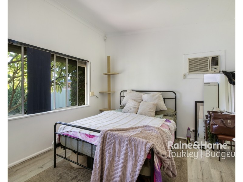 41 Tarwhine Avenue, Chain Valley Bay NSW 2259