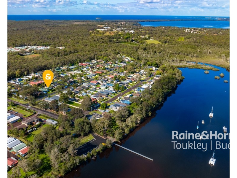 41 Tarwhine Avenue, Chain Valley Bay NSW 2259