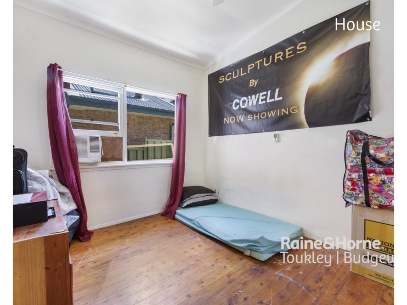 15 & 15a Kamilaroo Avenue, Lake Munmorah NSW 2259