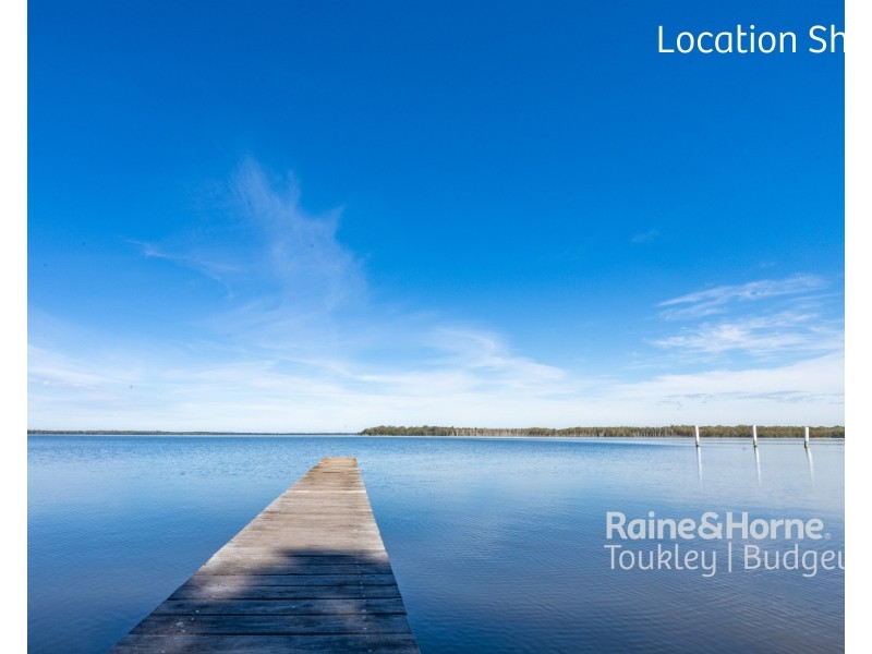 15 & 15a Kamilaroo Avenue, Lake Munmorah NSW 2259