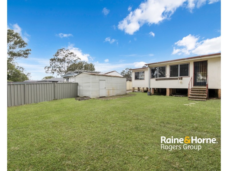 11 Norah Avenue, Charmhaven NSW 2263