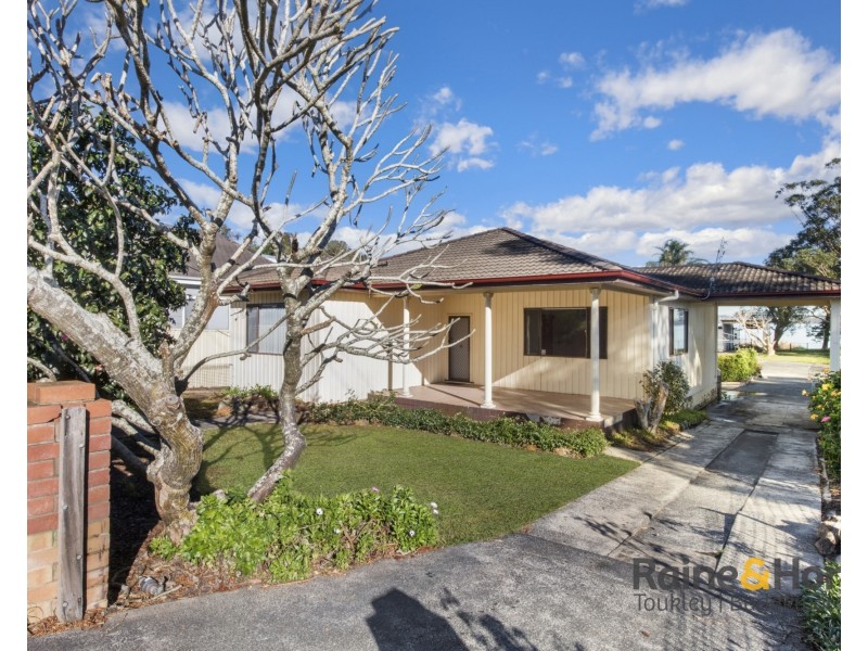 70 Leonard Avenue, Toukley NSW 2263
