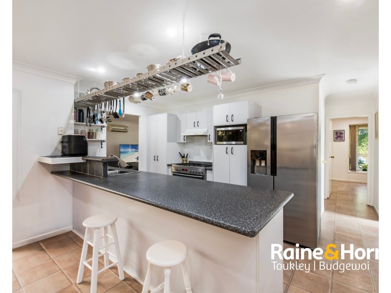 225 Tall Timbers Road, Kingfisher Shores NSW 2259