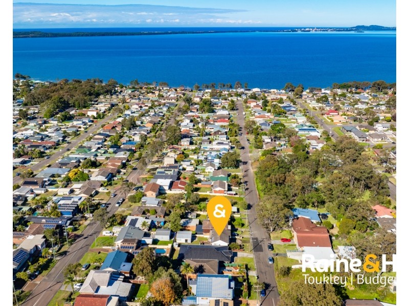 53 Vena Avenue, Gorokan NSW 2263