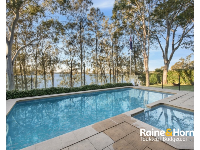9 Short Street, Wyee Point NSW 2259