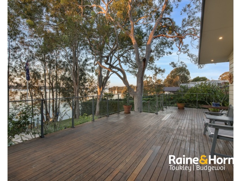 9 Short Street, Wyee Point NSW 2259
