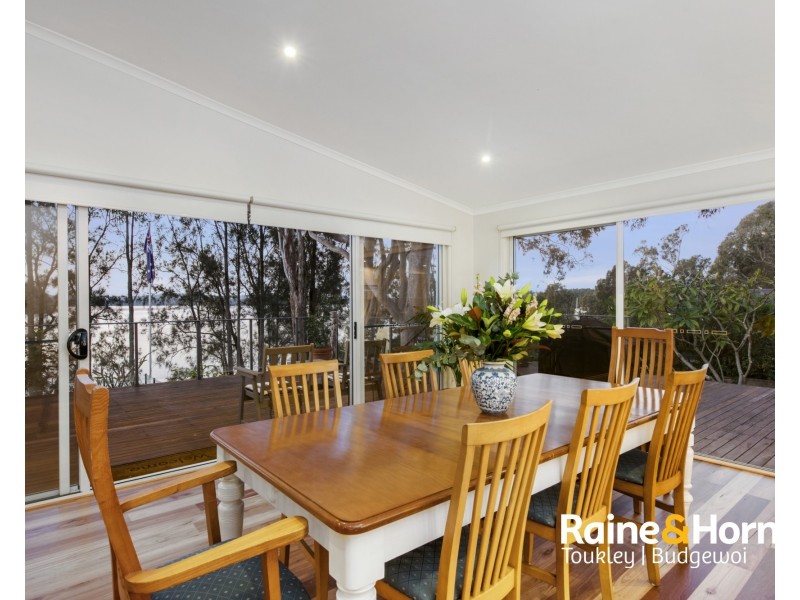 9 Short Street, Wyee Point NSW 2259