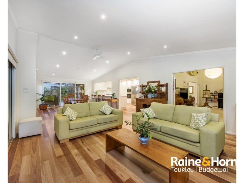 9 Short Street, Wyee Point NSW 2259