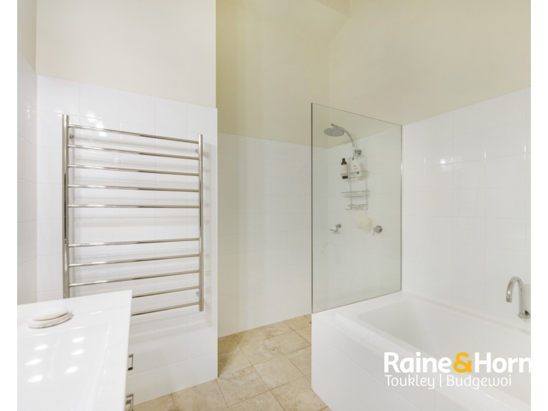 9 Short Street, Wyee Point NSW 2259