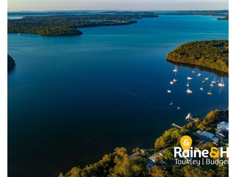 9 Short Street, Wyee Point NSW 2259