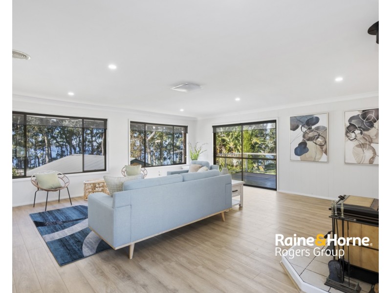 3 Saturday Street, Tuggerawong NSW 2259