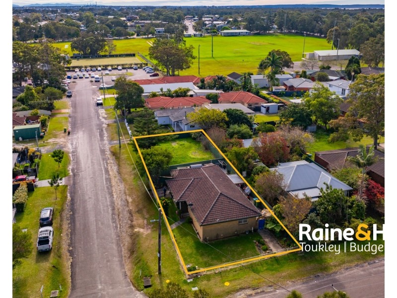 22 Belbowrie Street, Canton Beach NSW 2263