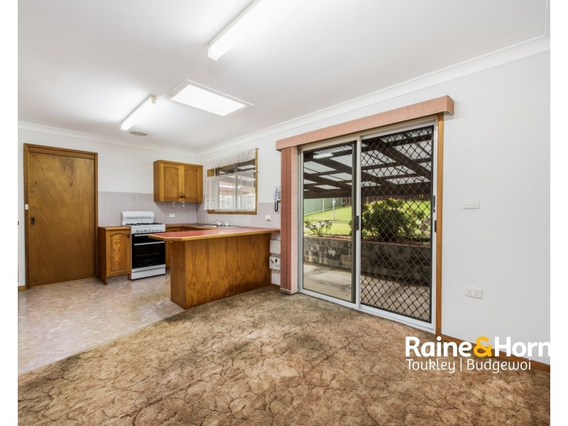 67 Premier Way, Bateau Bay NSW 2261
