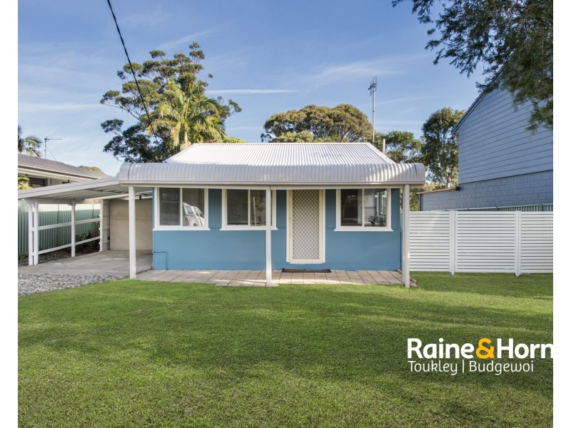 139 Tuggerawong Road, Wyongah NSW 2259