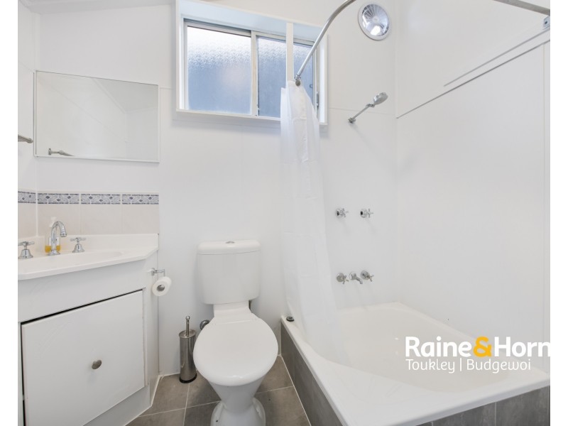 139 Tuggerawong Road, Wyongah NSW 2259