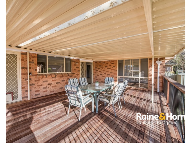 9 Twin Lakes Drive, Lake Haven NSW 2263