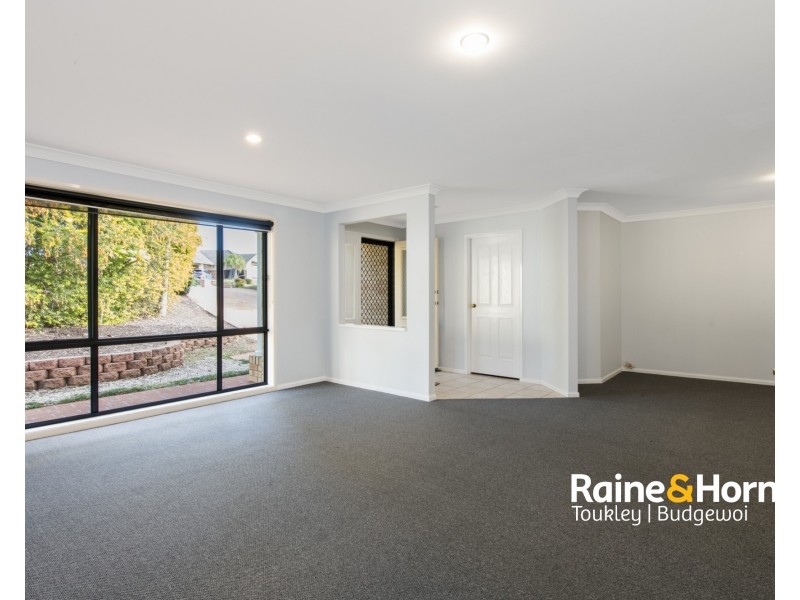 77 Mountain View Drive, Woongarrah NSW 2259