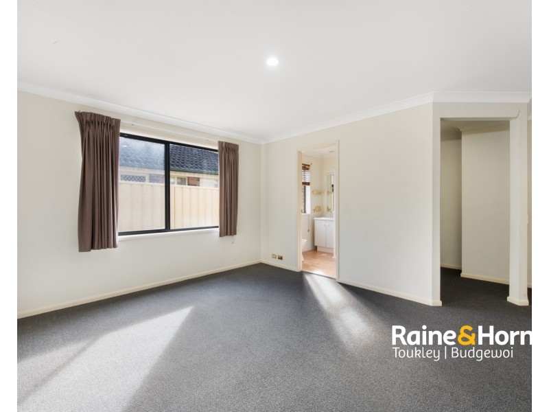 77 Mountain View Drive, Woongarrah NSW 2259