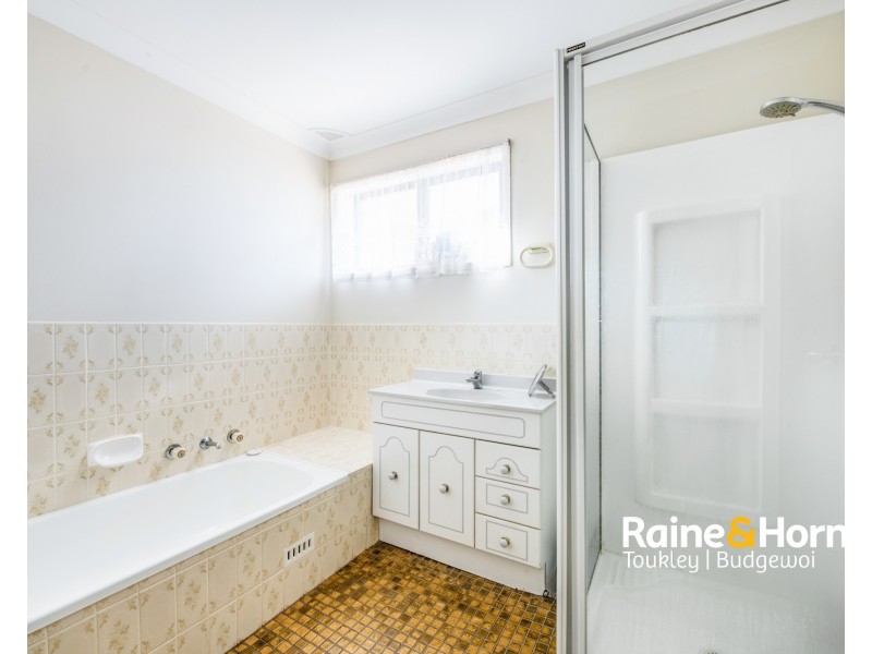 6/10 Moss Avenue, Toukley NSW 2263