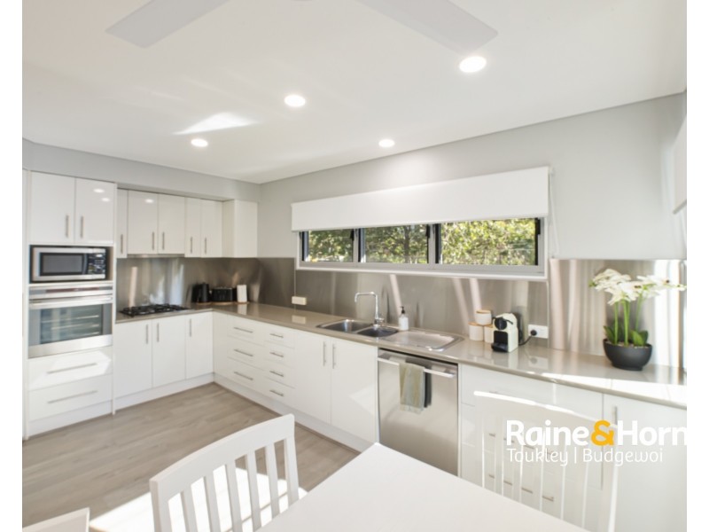 26 Lake Street, Wyee Point NSW 2259