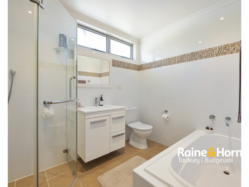 26 Lake Street, Wyee Point NSW 2259