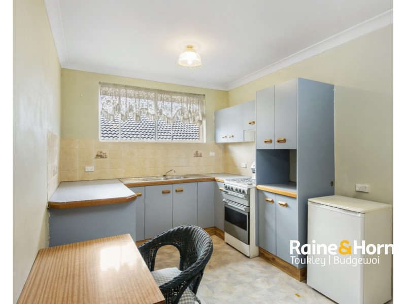 29 Lake Haven Drive, Lake Haven NSW 2263