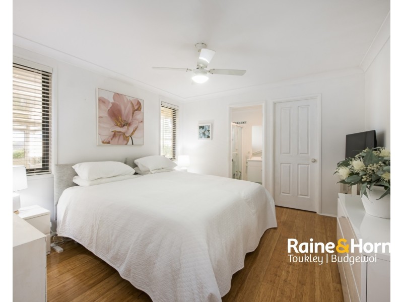 16 Georgia Drive, Hamlyn Terrace NSW 2259