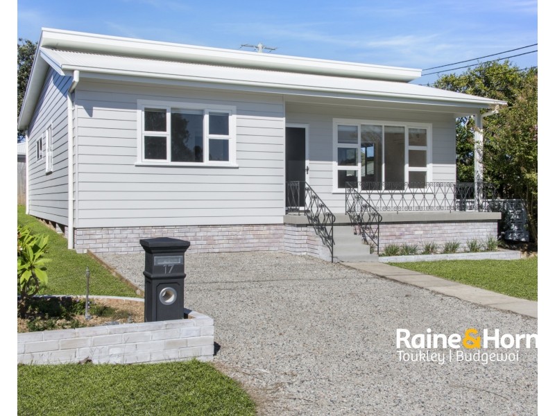 17 Ninth Avenue, Toukley NSW 2263