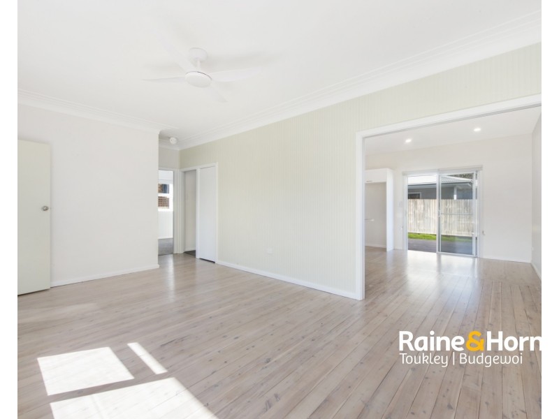 17 Ninth Avenue, Toukley NSW 2263