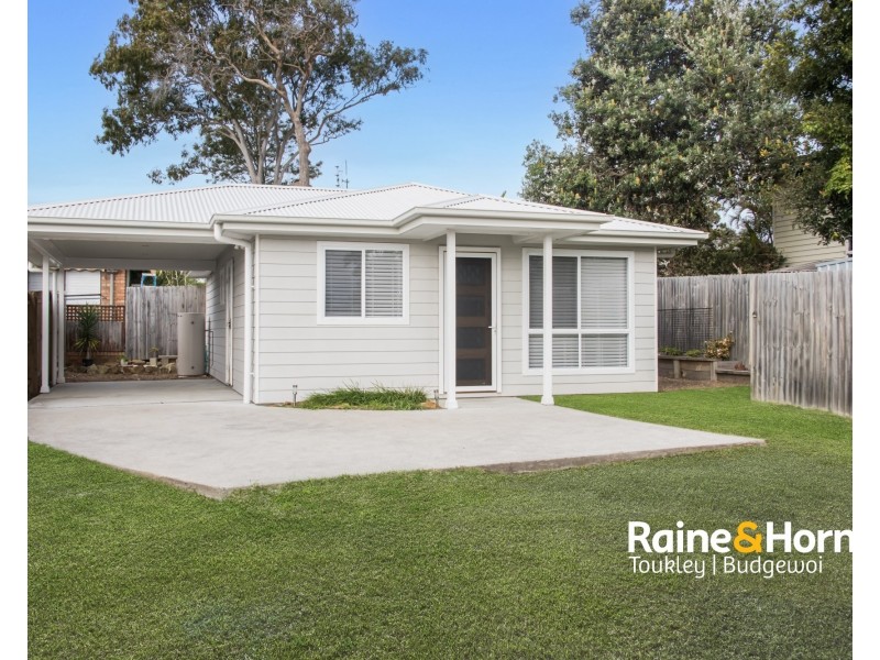 17A Ninth Avenue, Toukley NSW 2263