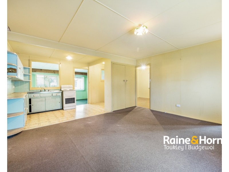 46 Manoa Road, Budgewoi NSW 2262