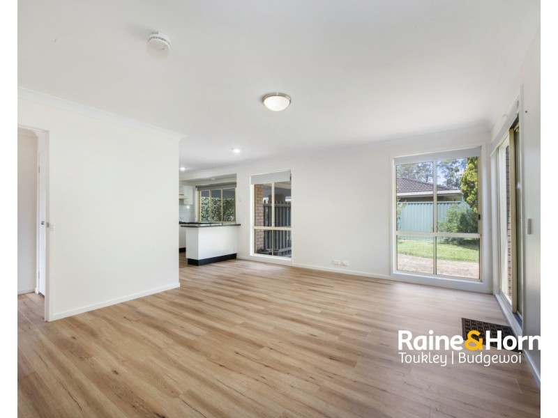 30 Golf Links Drive, Watanobbi NSW 2259