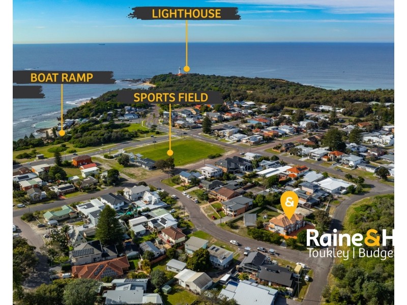 2/12 Lawson Street, Norah Head NSW 2263