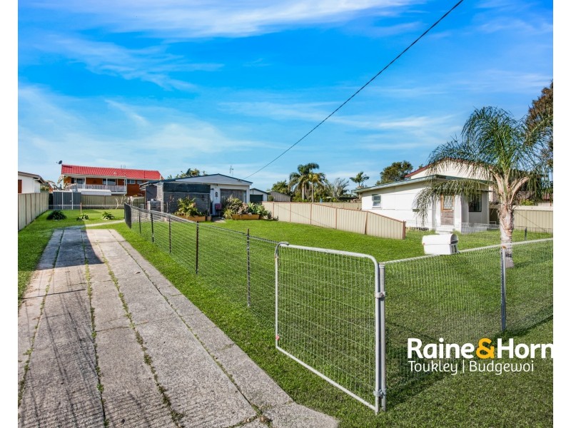 13 Coonanga Avenue, Budgewoi NSW 2262
