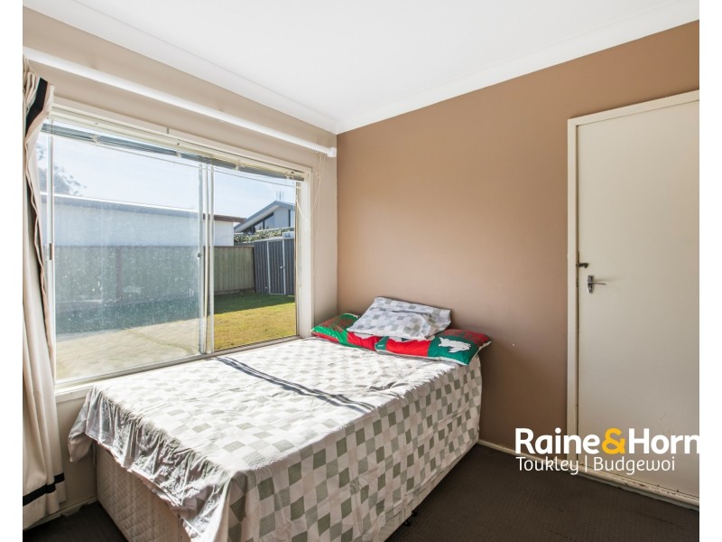 13 Coonanga Avenue, Budgewoi NSW 2262