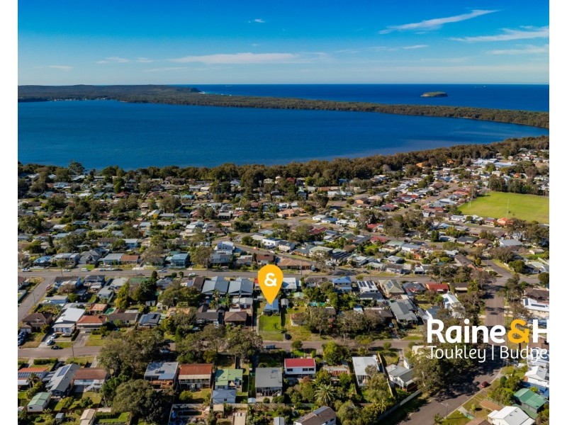 13 Coonanga Avenue, Budgewoi NSW 2262