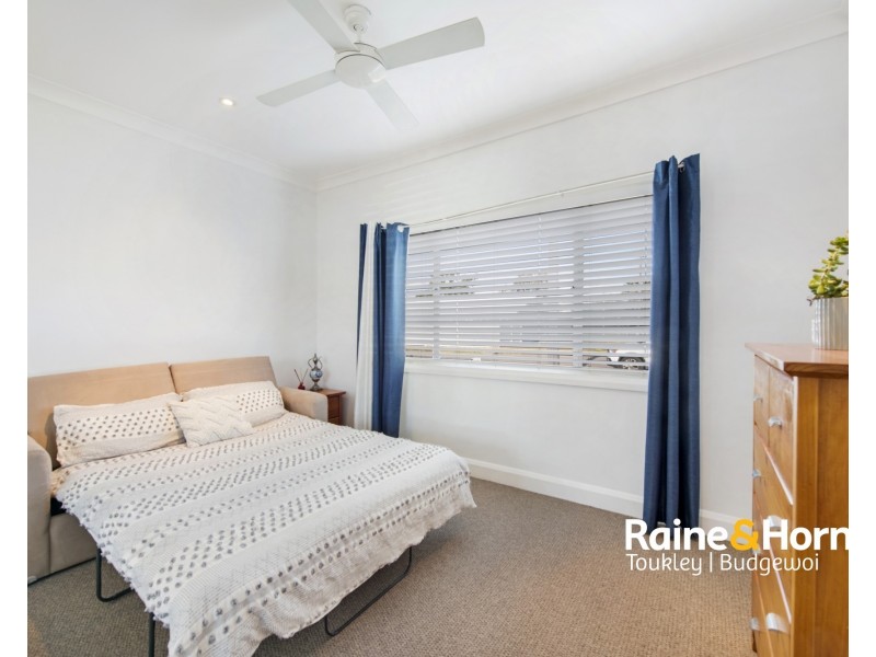 11 Oxley Road, Killarney Vale NSW 2261