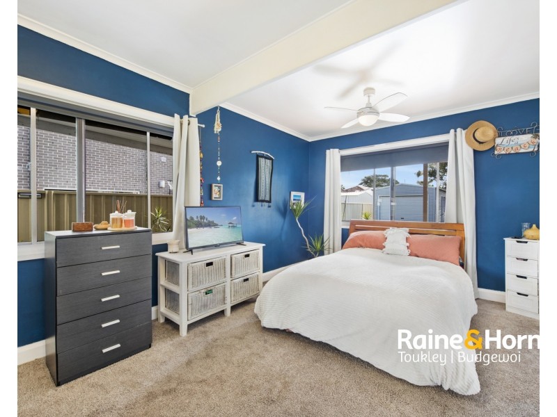 11 Oxley Road, Killarney Vale NSW 2261