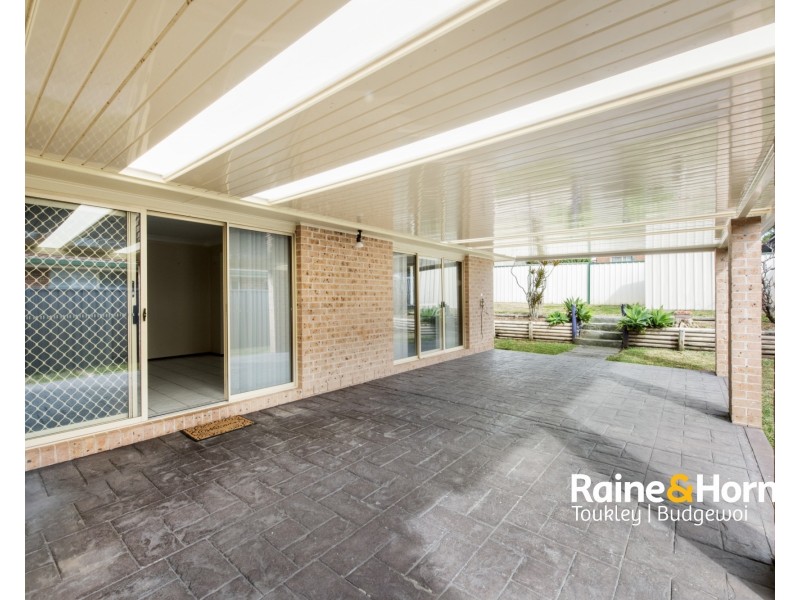 130 Elizabeth Bay Drive, Lake Munmorah NSW 2259