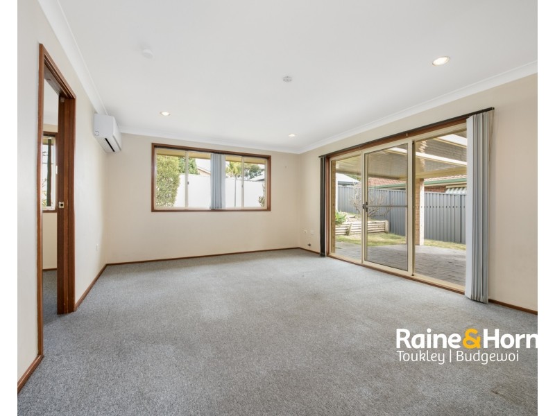 130 Elizabeth Bay Drive, Lake Munmorah NSW 2259