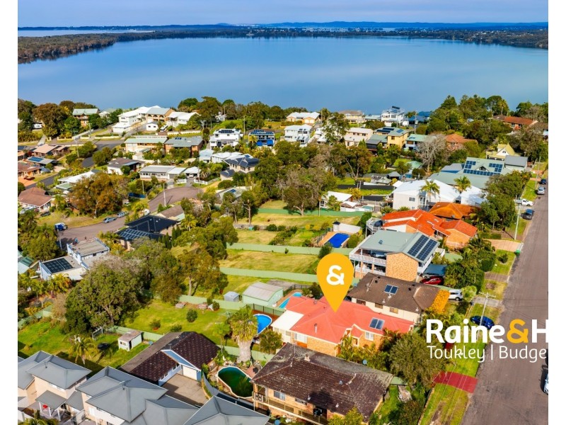 15 Clarence Street, Lake Munmorah NSW 2259