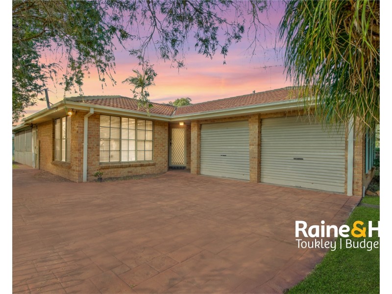 27 Tenth Avenue, Budgewoi NSW 2262